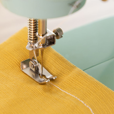 Mini Portable Sewing Machine with LED, Thread Cutter and Accessories S