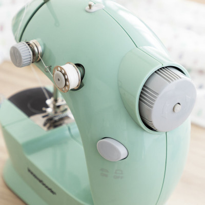 Mini Portable Sewing Machine with LED, Thread Cutter and Accessories S
