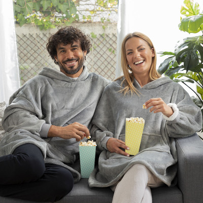 Oversized Sweatshirt Blanket with Fleece Lining Swug InnovaGoods Oversized Sweatshirt Blanket with Fleece Lining Swug InnovaGoods
