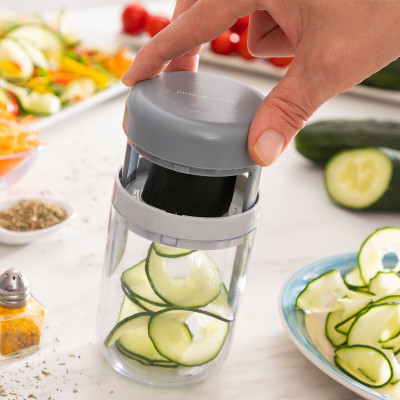Vegetable Spiral Cutter and Grater with Recipes Vigizer InnovaGoods Vegetable Spiral Cutter and Grater with Recipes Vigizer InnovaGoods