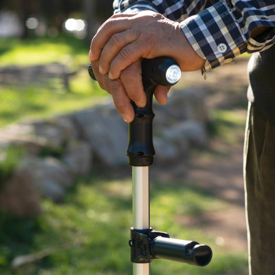 Extendable Walking Stick with LED, Alarm and Grabber Hannde InnovaGood