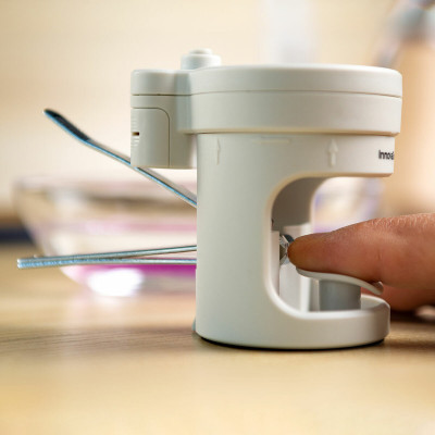 Nail Clippers with LED Light, Magnifying Glass and File Clail InnovaGo